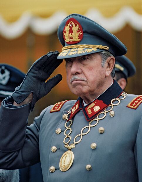 10 hombres que de ser revolucionarios se convirtieron en dictadores