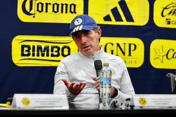 Guillermo Almada sigue inconforme a pesar del liderato del América: “No jugamos bien” 