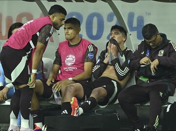 Edson Álvarez está en riesgo de perderse lo que resta de la Copa América debido a su lesión