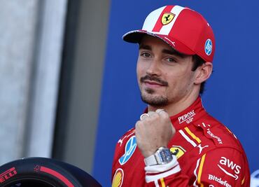 Charles Leclerc brilla y gana el Gran Premio de Mónaco; Checo Pérez abandona la carrera, tras accidente