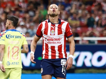 Chicharito Hernández motivó a sus compañeros antes de enfrentar al América en las Semifinal de Vuelta