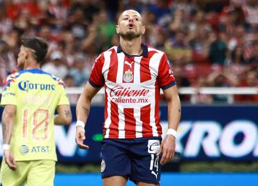 Chicharito Hernández motivó a sus compañeros antes de enfrentar al América en las Semifinal de Vuelta