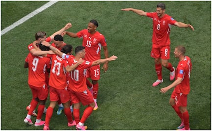 Suiza golea a Bosnia y Herzegovina y se coloca en la cima del Grupo B
