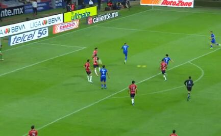 Lorenzo Faravelli se estrenó como goleador de Cruz Azul en el partido ante las Chivas