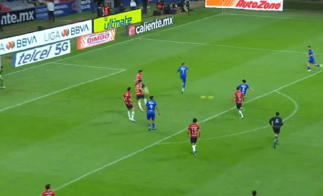 Lolo Faravelli abrió el marcador con un remate colocado a la portería del Tala Rangel. Foto: Especial