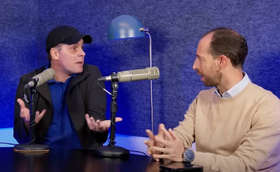 Christian Martinoli, Mauricio Ymay y Rafael Puente Jr. iniciaron el podcast de 'Papá luchón'. Foto: Especial