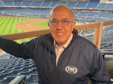 Pepe Segarra lanzó una indirecta para Televisa, Enrique Burak y Toño de Valdés: 'Aquí sí hay béisbol'