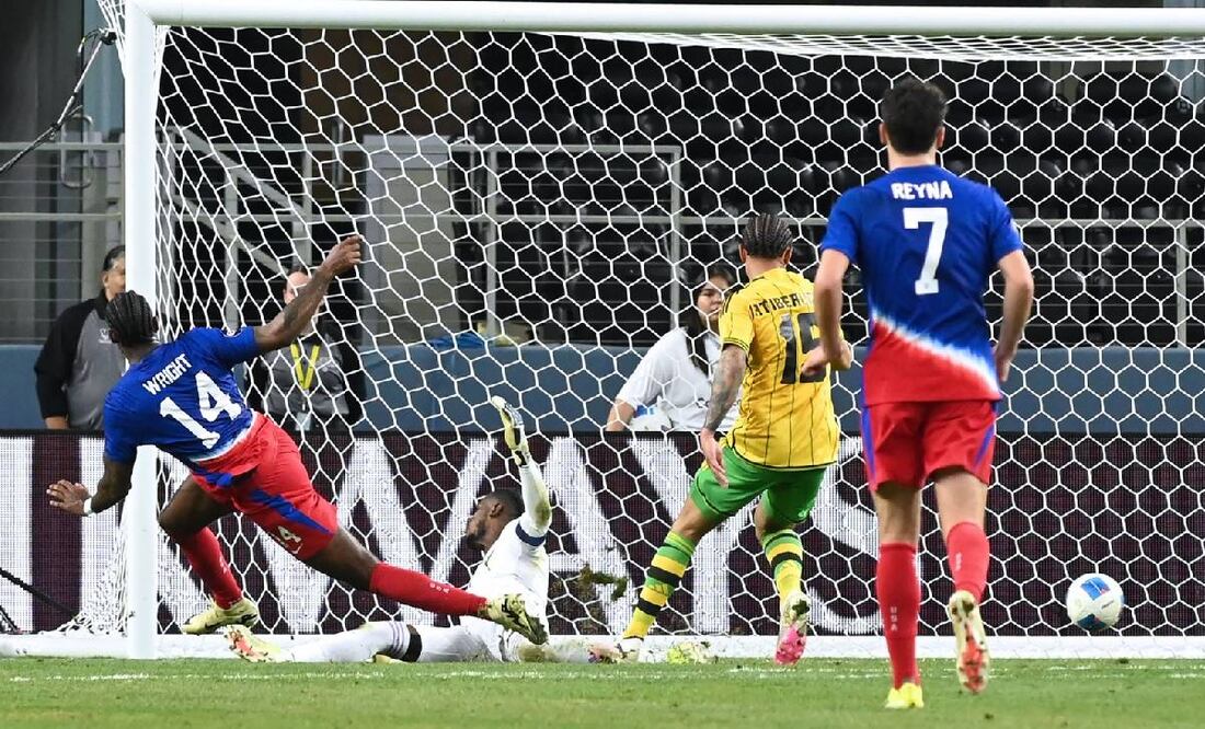 Haji Wright, con su doblete, acabó con las ilusiones de Jamaica en la Concacaf Nations League. Foto: AP