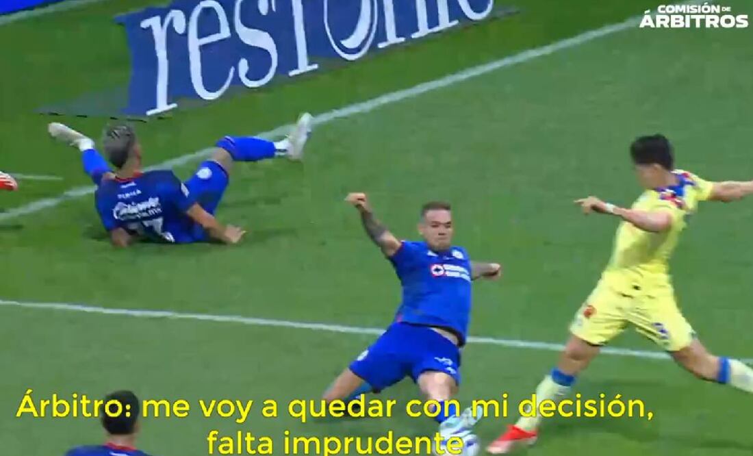 Tras la decisión del Gato Ortiz, en el VAR se escuchó que alguien dijo "a huevo". Foto: Especial