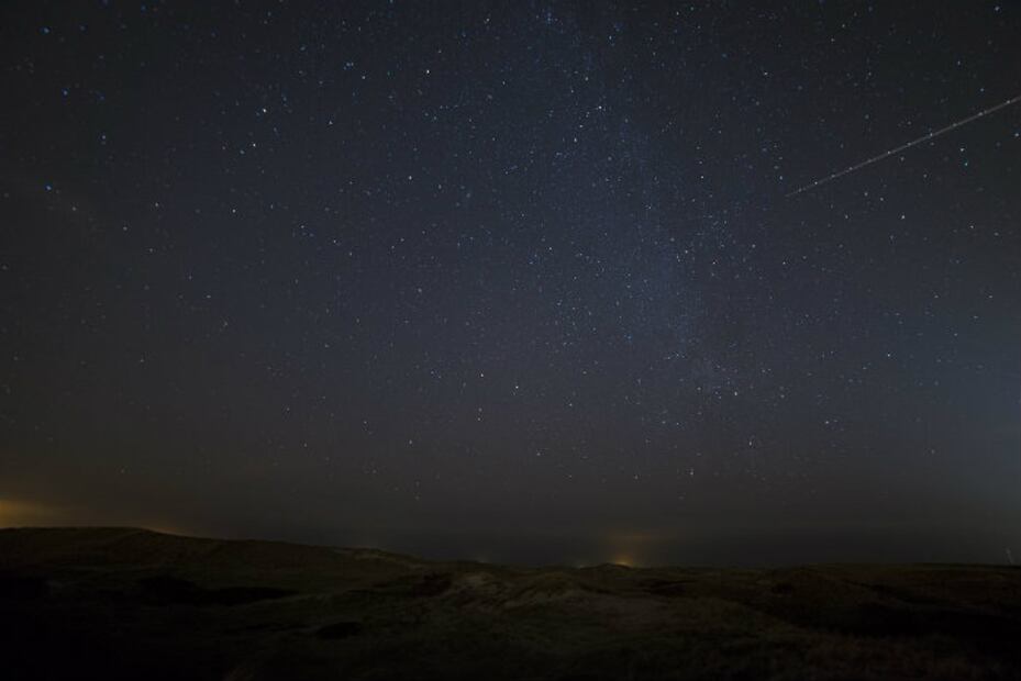 Lluvia de estrellas fugaces inunda el cielo en mayo