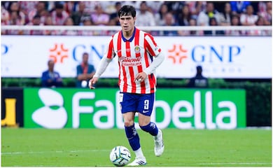 Chivas: Se revela gravedad de la lesión de Diego Campillo tras salir de cambio ante Atlas