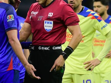 Jugador acusó a famoso árbitro de recibir dinero para amañar partido contra Cruz Azul