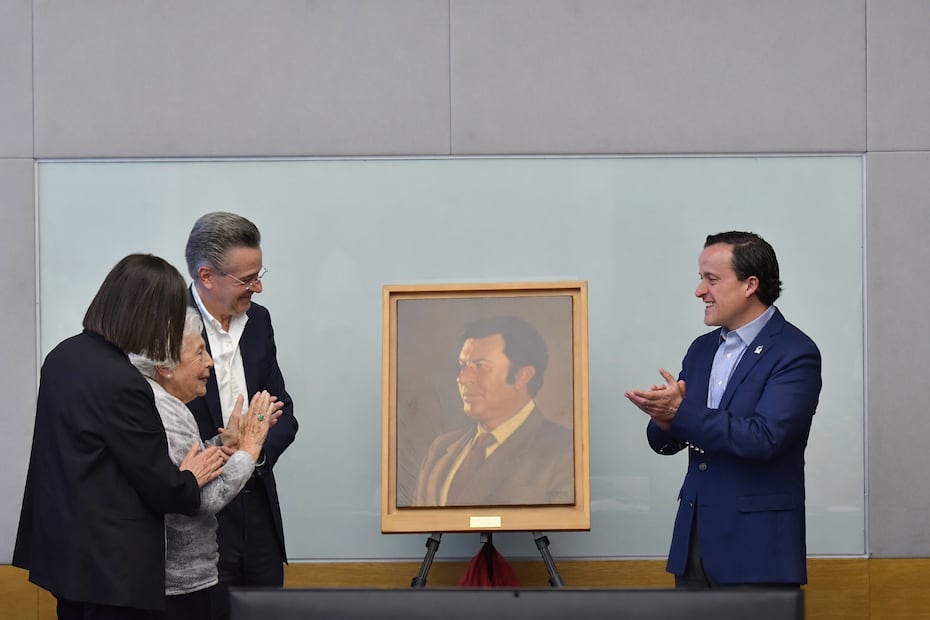 Rafael del Castillo con su retrato / Foto: FMF