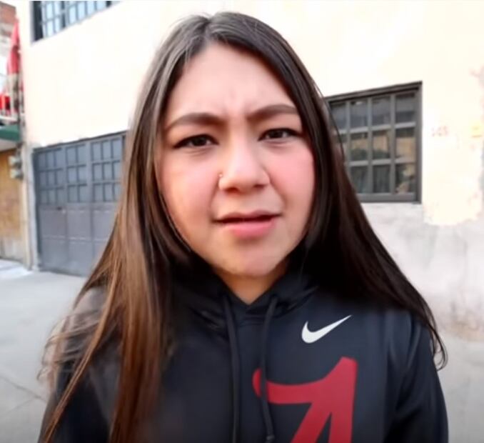 Así luce hoy Niukita, la niña del meme "¿me quieres ver la cara de estúpida?"