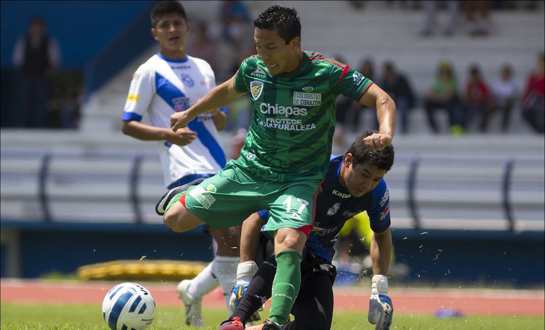 César Villaluz, en un juego con los Jaguares. FOTO: Imago7