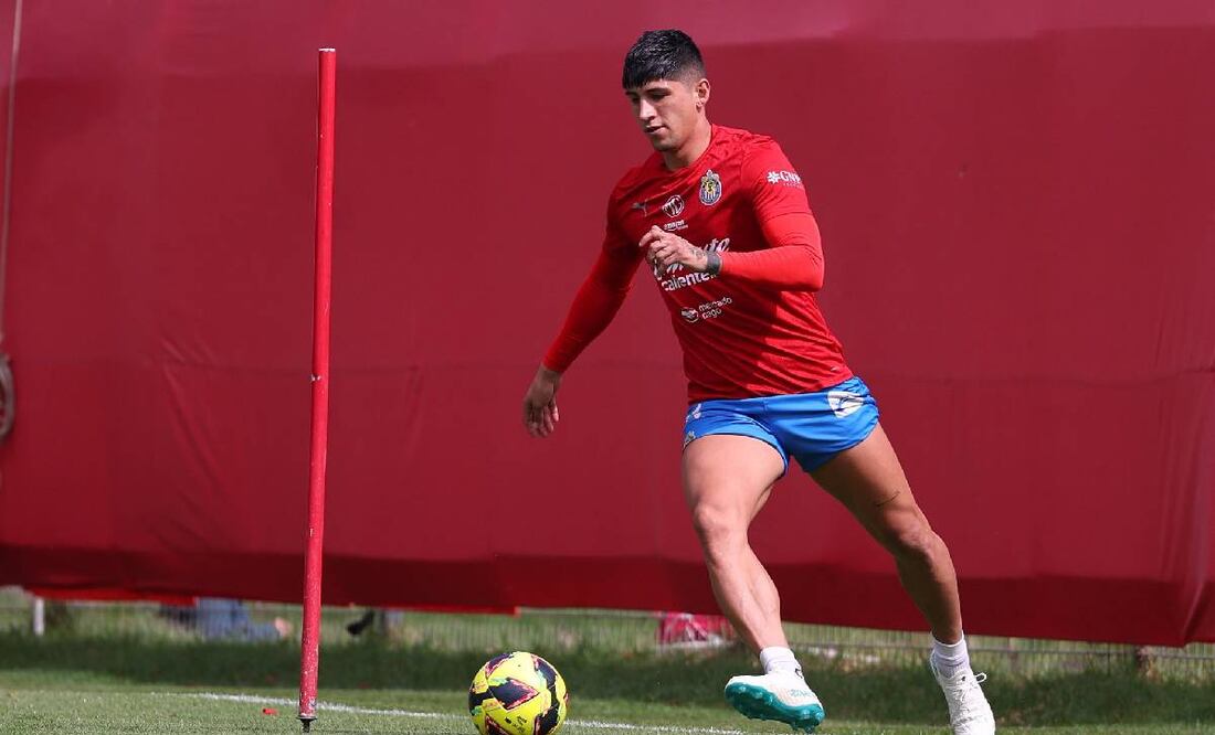 Alan Pulido, durante la pretemporada de las Chivas. Foto: Especial