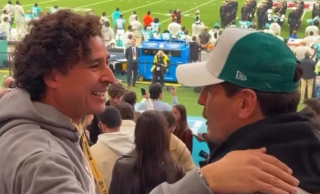 Guillermo Ochoa tuvo un emotivo encuentro con el español Iker Casillas. FOTO: Captura