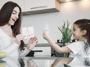 3 hermosos poemas para dedicarle a mamá este 10 de mayo