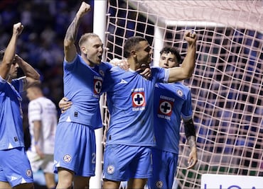 ¡Pita que pita! Cruz Azul sigue imparable y convierte al Puebla en su nueva víctima