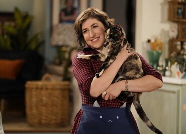Mayim Bialik regresa para protagonizar la serie “Call Me Kat” de HBO Max