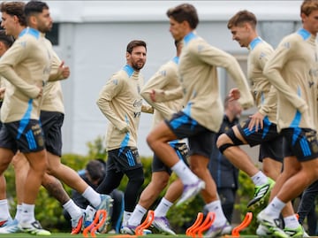 Argentina desciende en el ranking y aficionados albicelestes estallan contra la FIFA