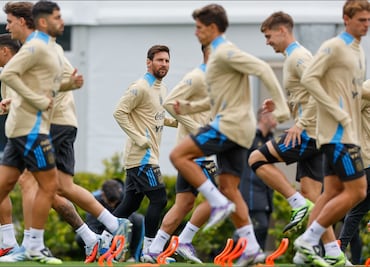 Argentina desciende en el ranking y aficionados albicelestes estallan contra la FIFA