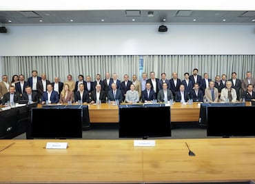 Plan de Javier Aguirre para el Mundial del 2026 incluye 50% más de juegos de preparación; dueños lo respaldan