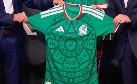 ¿Una millonada? Esto pagó Adidas para utilizar la Piedra del Sol en playera de la Selección Mexicana