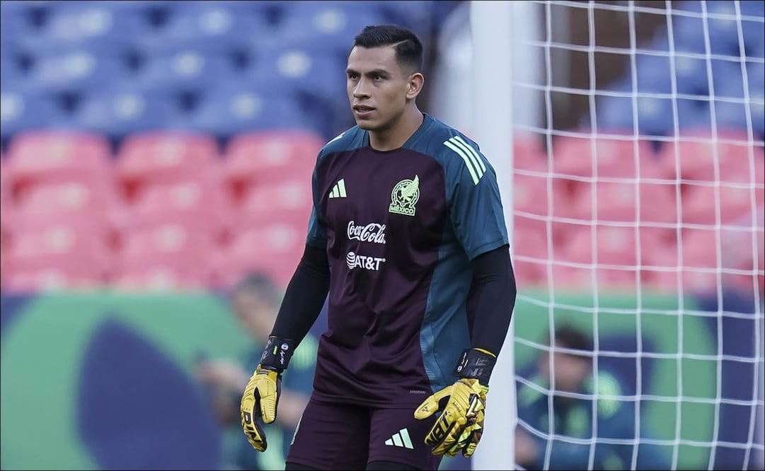 Luis Ángel Malagón durante un entrenamiento con la Selección Mexicana. FOTO: Imago7