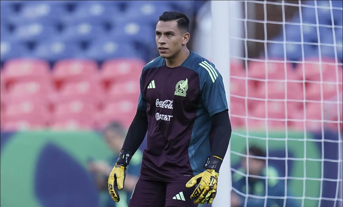 Luis Ángel Malagón durante un entrenamiento con la Selección Mexicana. FOTO: Imago7
