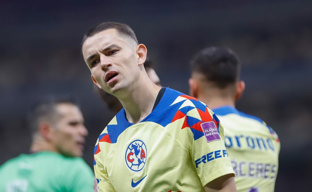 Álvaro Fidalgo en partido con América - Foto: Imago7