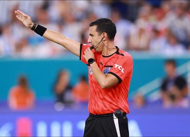 Árbitros mexicanos dirigirán el choque semifinal entre Uruguay y Colombia de la Copa América