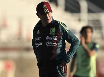 Javier Aguirre le manda un contundente mensaje a Donald Trumpn en plena conferencia