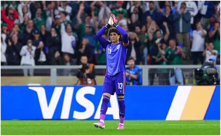 Guillermo Ochoa debuta en el Mundial en lo que puede ser su último partido como profesional