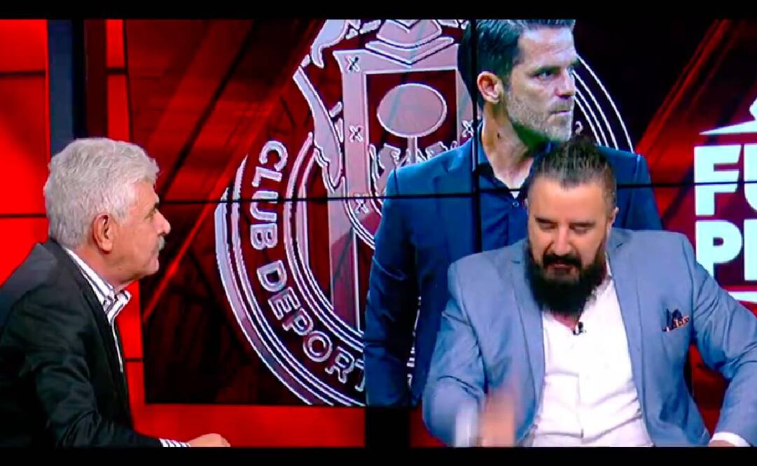 Tuca Ferretti y Álvaro Morales le ganaron una comida con la derrota de Chivas a Javier Alarcón. Foto: Especial