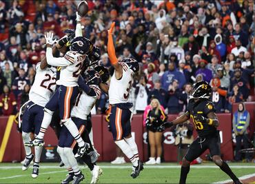 Commanders derrotan 18-15 a los Chicago Bears con un increíble 'Hail Mary' de Jayden Daniels