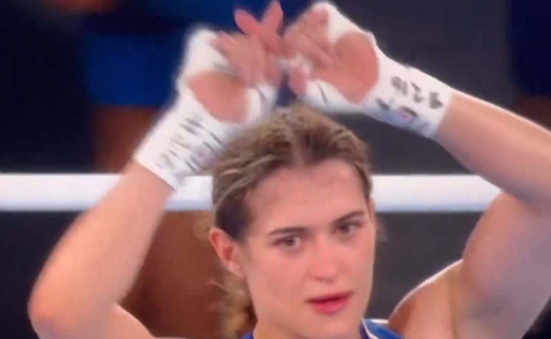 La boxeadora turca realizó un gesto antideportivo. Foto: Especial.