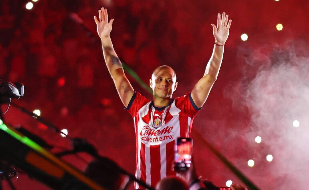 Chicharito Hernández tuvo un emotivo recibimiento en La Fortaleza. Foto: Imago7