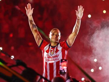 Diez datos para conocer mejor a "Chicharito" Hernández, en celebración por su cumpleaños