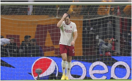 Manchester United está casi eliminado de Champions League tras empate con Galatasary