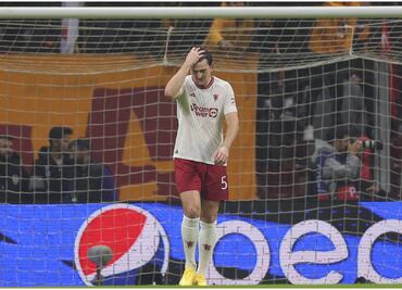 Manchester United está casi eliminado de Champions League tras empate con Galatasary