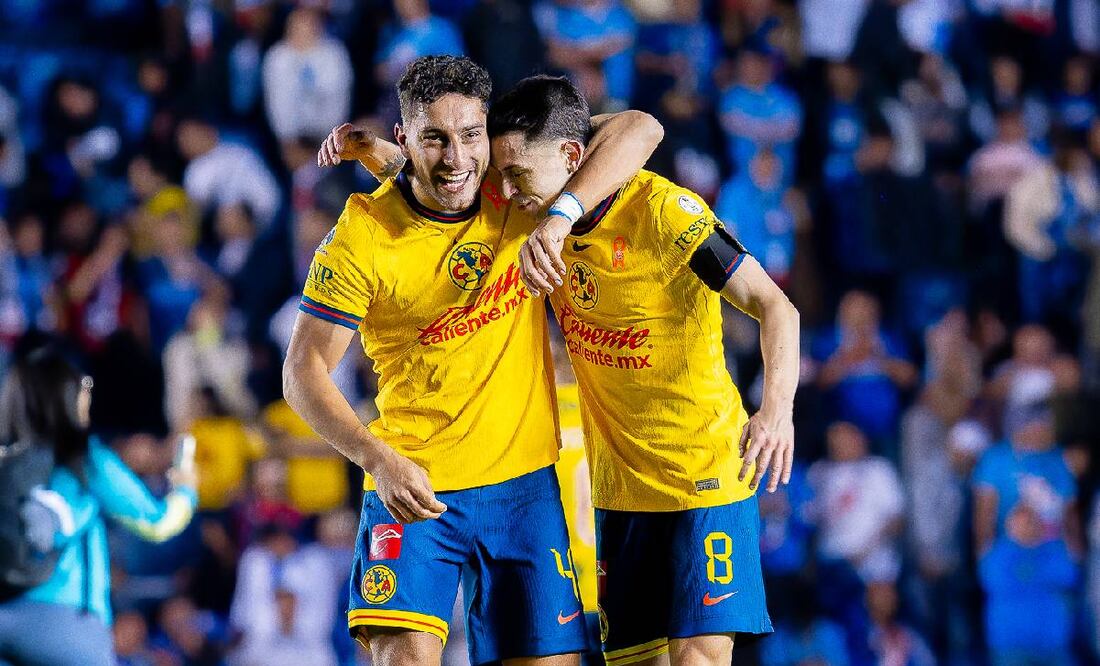 Jugadores del América celebran el pase a la Final tras eliminar a Cruz Azul.. FOTO: Imago7