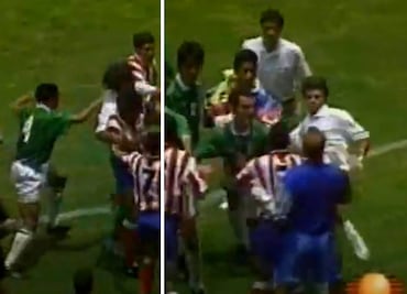 Javier Aguirre tiró codazos y patadas durante una batalla campal de la Selección Mexicana