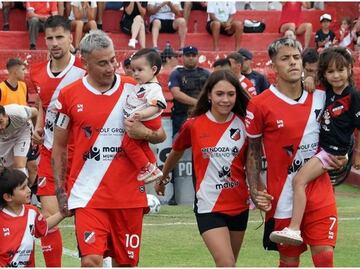 Rubens Sambueza entre lágrimas por acercar al Maipú al ascenso a Primera en Argentina