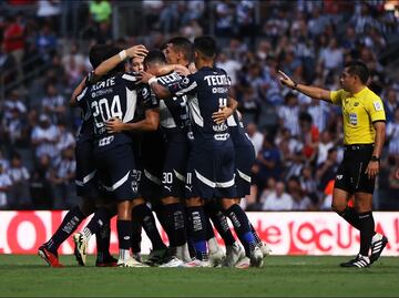 Monterrey gana con apuros 2-1 a Querétaro ante la mirada de su gente en el Estadio BBVA