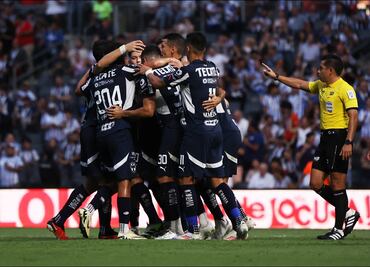 Monterrey gana con apuros 2-1 a Querétaro ante la mirada de su gente en el Estadio BBVA