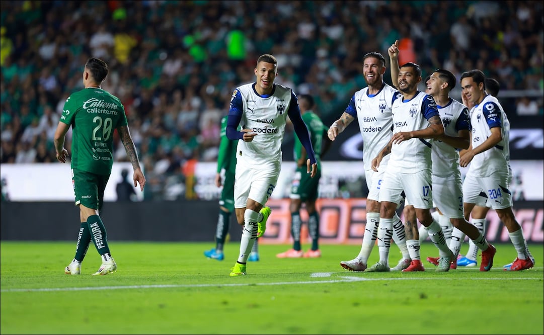 Nelson Deossa celebra su anotación en el partido ante León. FOTO: Imago7