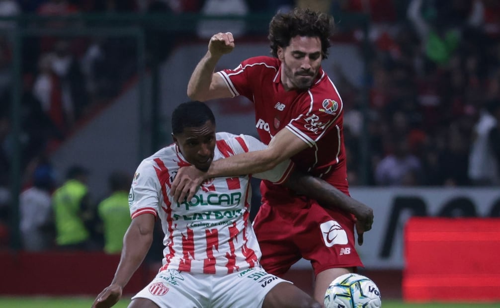 Antonio Briseño en el partido entre Toluca vs Necaxa / Foto: Imago7