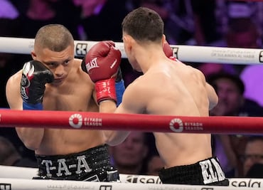 Ryan García reventó al Pitbull Cruz tras perder con el Rayo Valenzuela