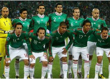 Estos son los únicos jugadores de la Selección Mexicana que han anotado en tres Mundiales distintos
